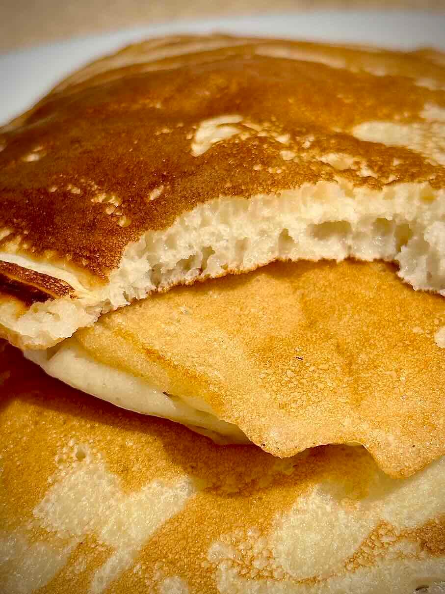 Родопски колаци (катми) с кисело мляко и сода