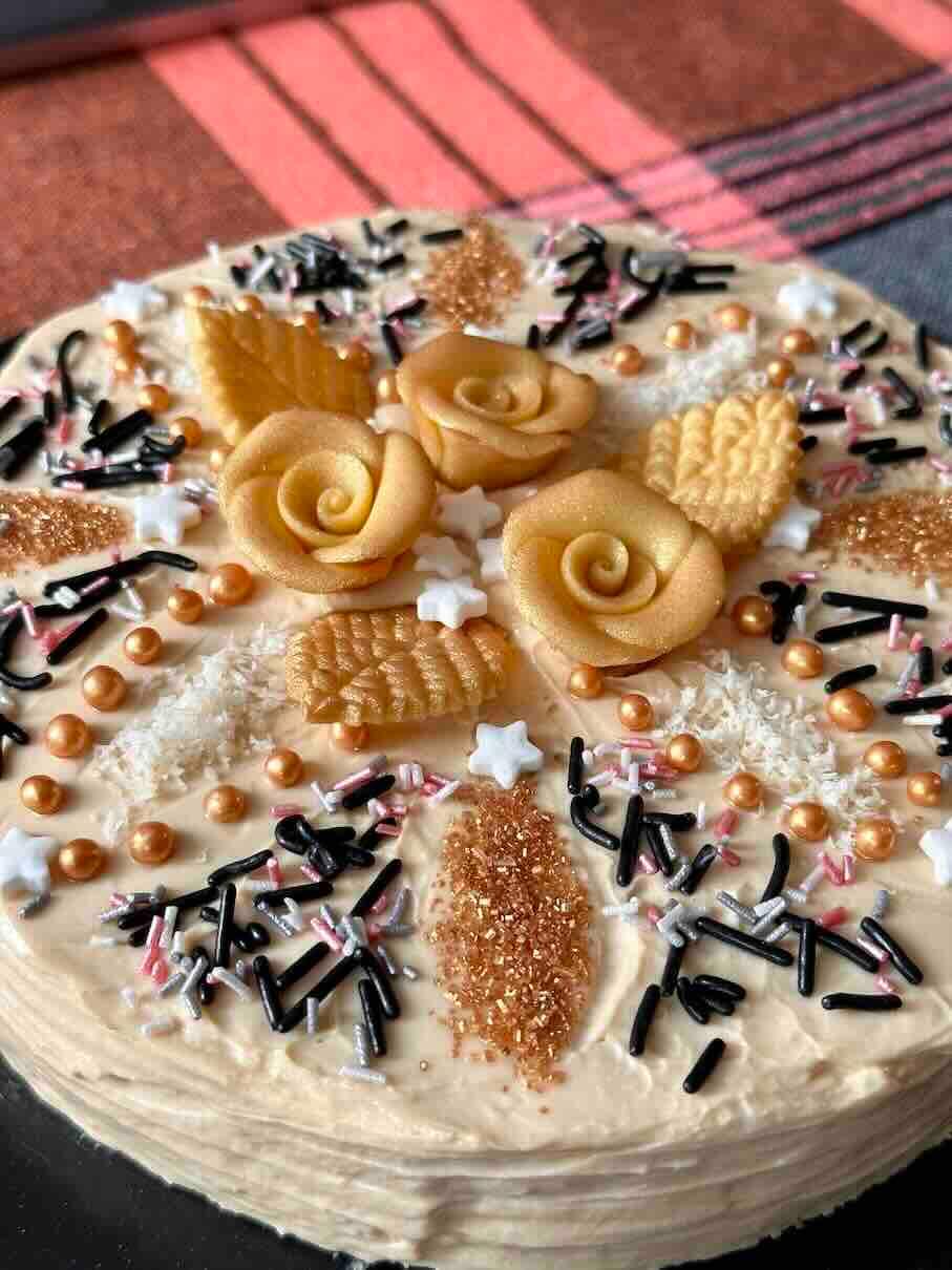 Торта с вафлени корички, маскарпоне и крема сирене